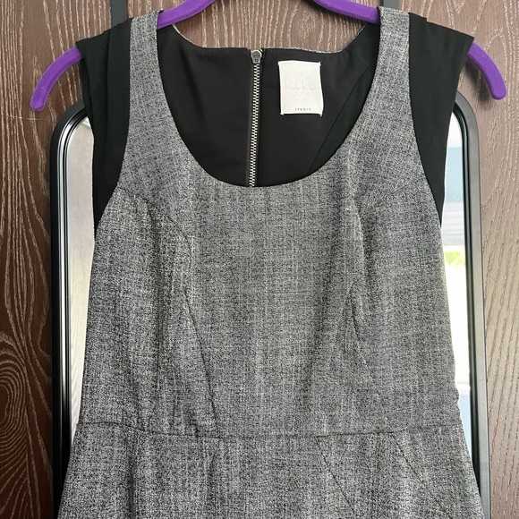 Nicole Miller heathered grey pencil dress - Picture 1 of 3